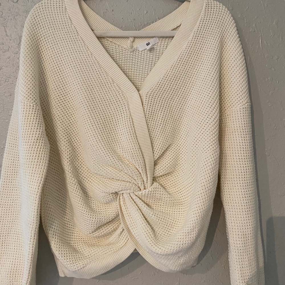 Knot sweater